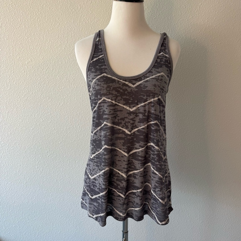 Old Navy Charcoal and Cream Patterned Tank Top